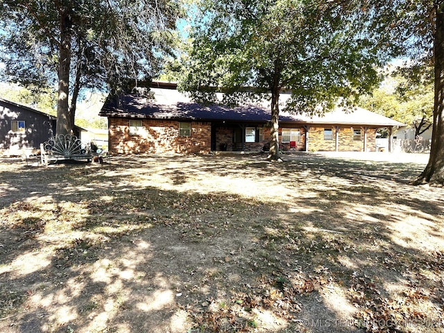 view of front of house