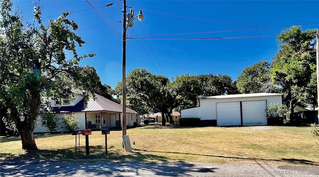 exterior space with a front yard