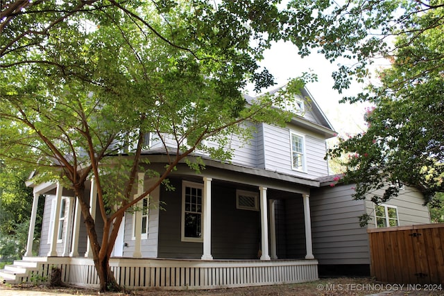 view of front of home with a porch