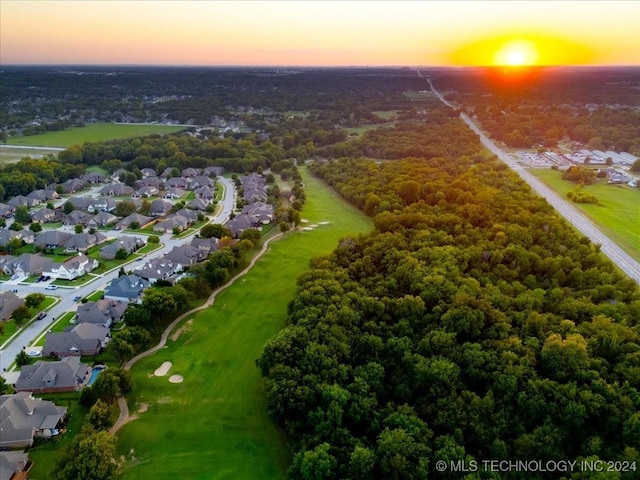 view of aerial view at dusk