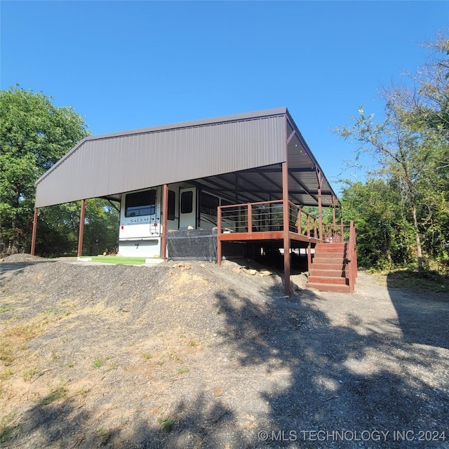 view of front of property