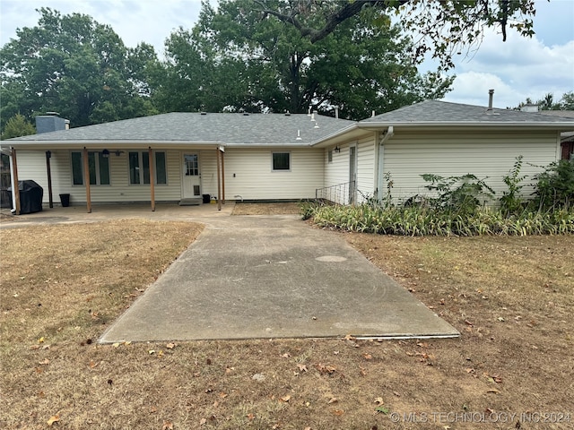 view of single story home