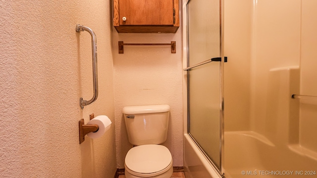 bathroom featuring toilet