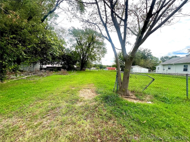 713 N Oak St, Checotah OK, 74426 land for sale