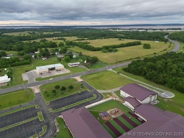 3 Coon Creek Rd, Eufaula, OK 74432