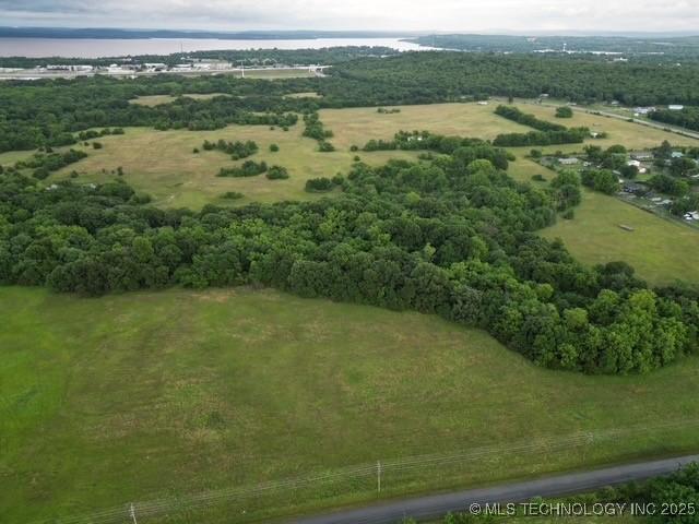 3 Coon Creek Rd, Eufaula, OK 74432
