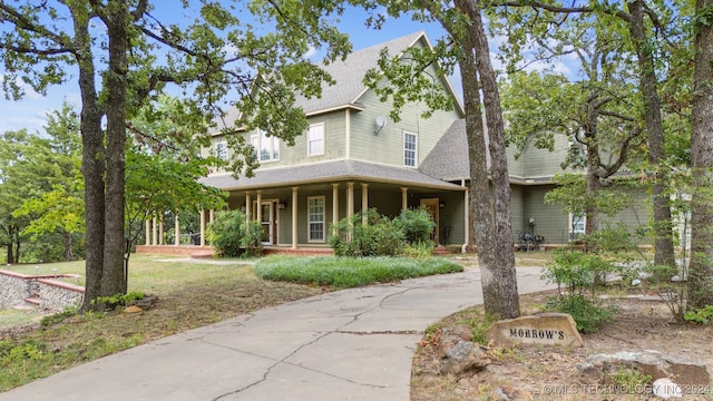 view of front of home with a porch