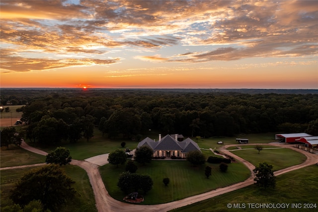 view of aerial view at dusk