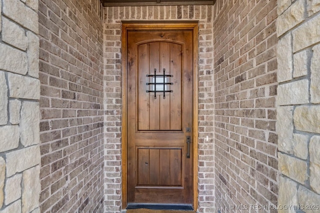 view of property entrance