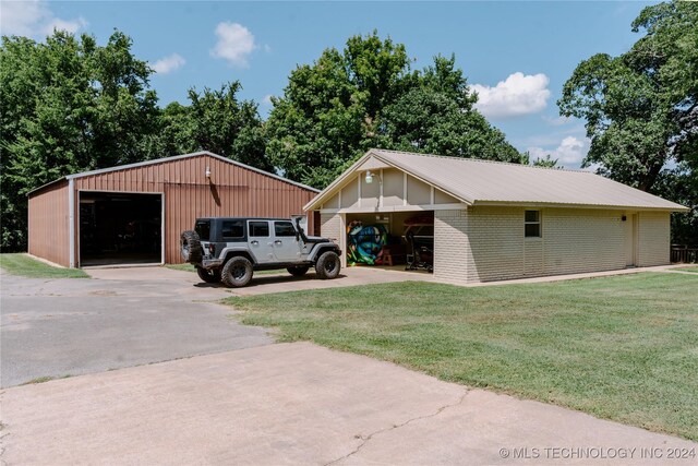 4100 N 430th Rd, Locust Grove, OK 74352 - view of outdoor structure
