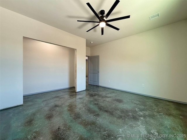 unfurnished bedroom featuring ceiling fan