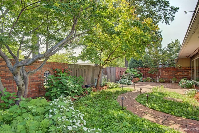 2116 E 59th Pl Unit 4F, Tulsa, OK 74105 - view of fenced backyard