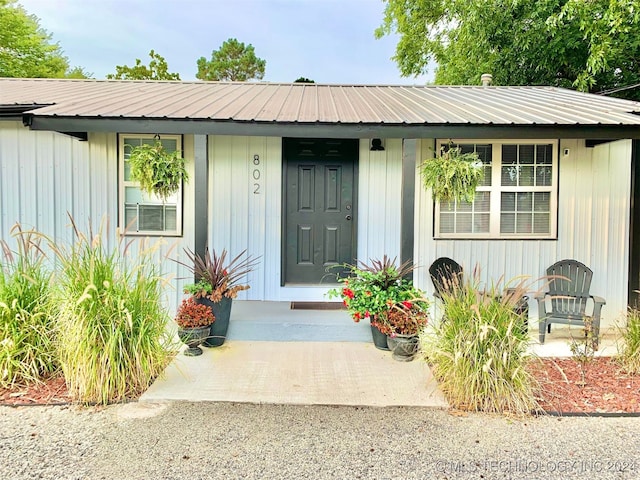 view of property entrance