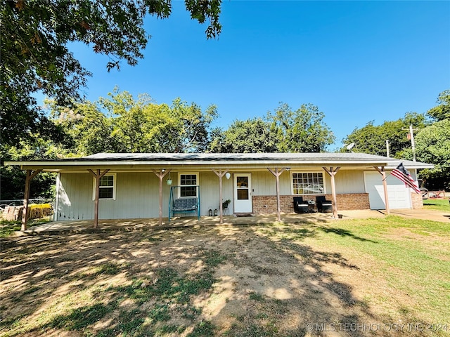 single story home with a garage