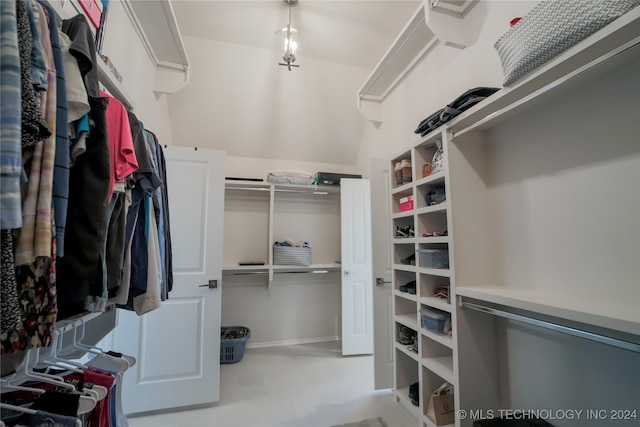 view of spacious closet