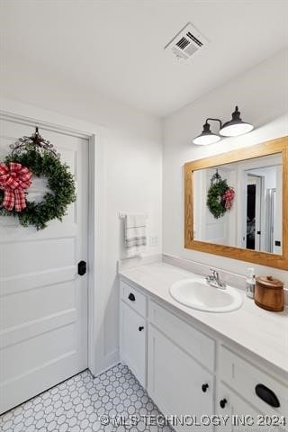 bathroom with vanity