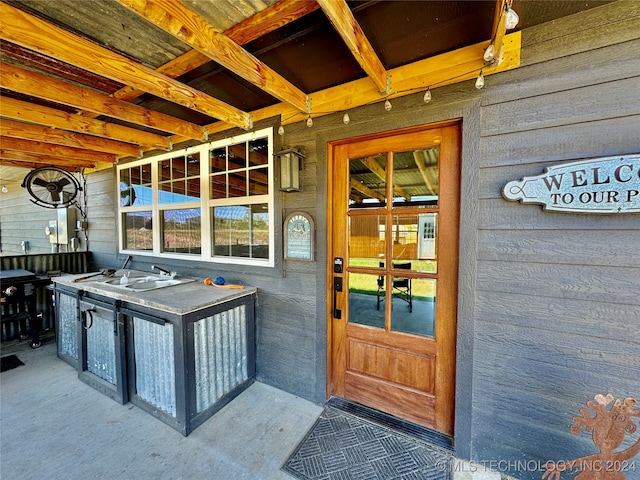 entrance to property featuring sink