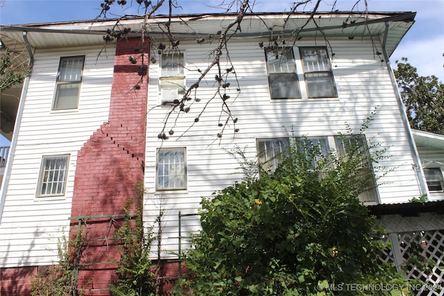 view of property exterior