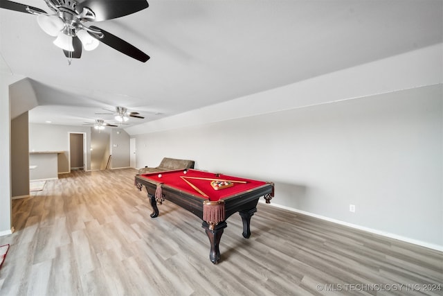 game room with ceiling fan, billiards, and light hardwood / wood-style flooring