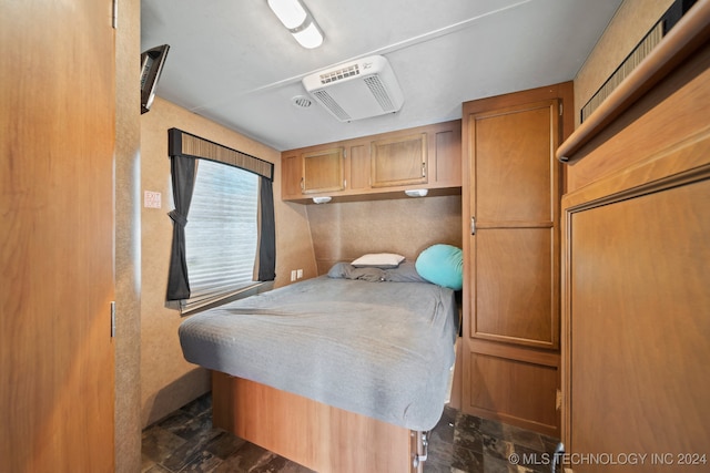 bedroom with a closet