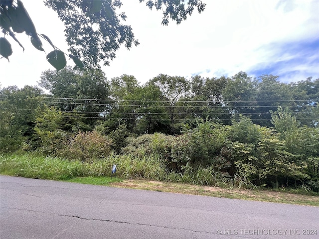 33209 Meadowood Dr, Mannford, OK 74044