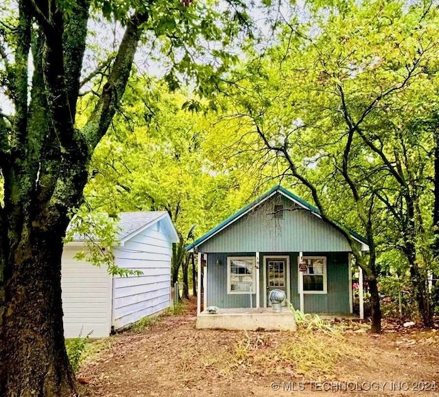 view of outbuilding