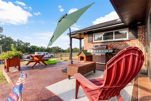 view of patio featuring area for grilling