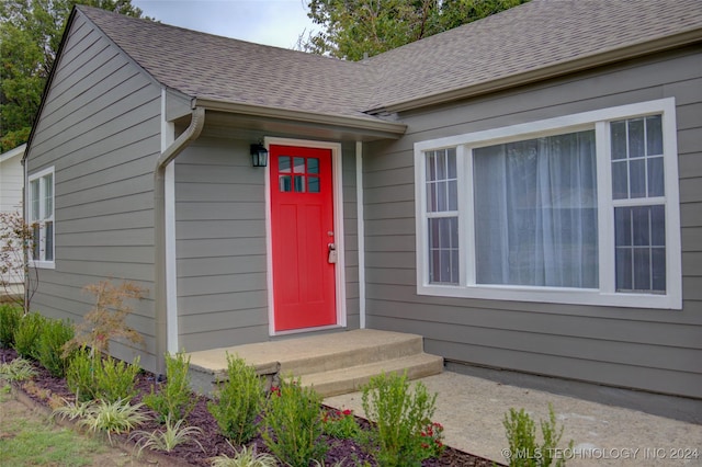 view of property entrance