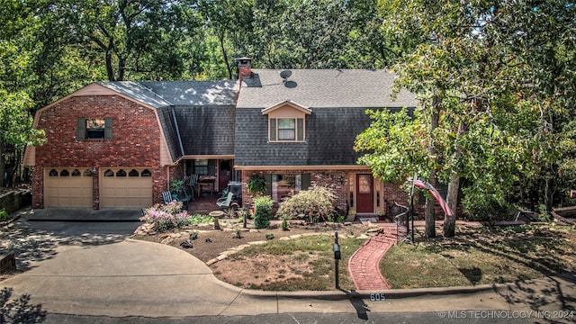 view of front of home with a garage