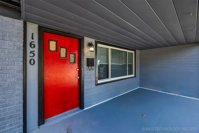 view of doorway to property