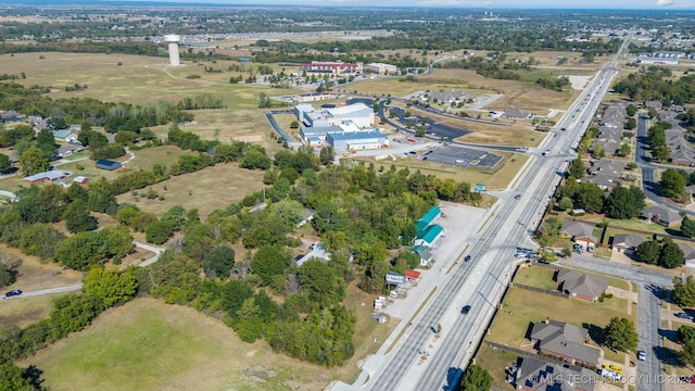 10010 N Garnett Rd, Owasso, OK 74055