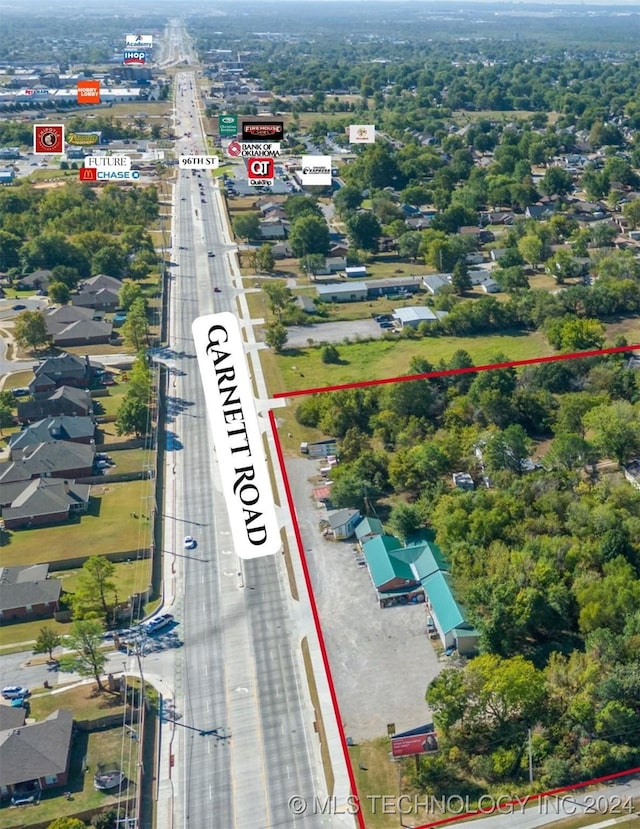 10010 N Garnett Rd, Owasso, OK 74055