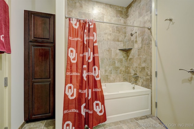 bathroom featuring shower / bathtub combination with curtain