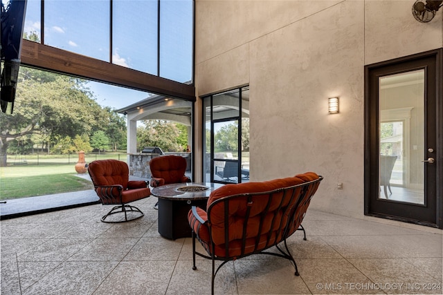 view of sunroom / solarium