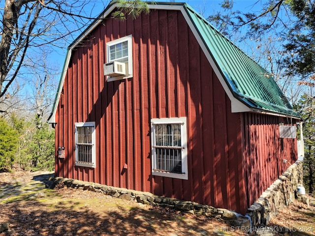 view of property exterior