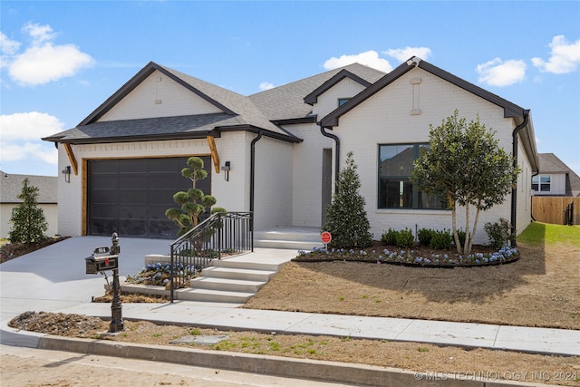 view of front facade with a garage