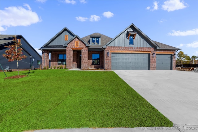 craftsman-style house featuring a garage and a front lawn