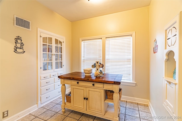 view of tiled dining area