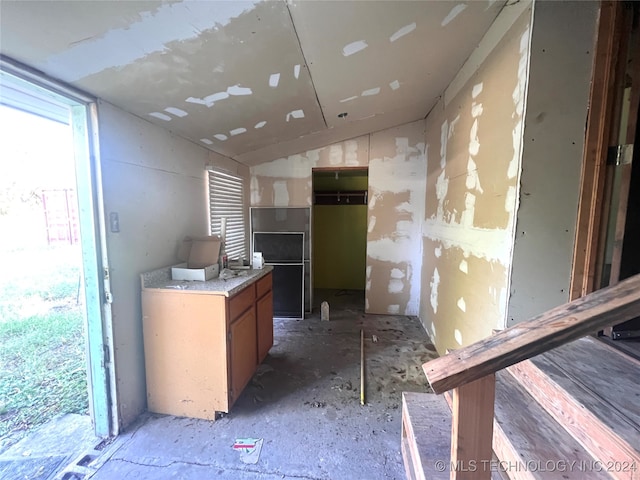 kitchen featuring lofted ceiling