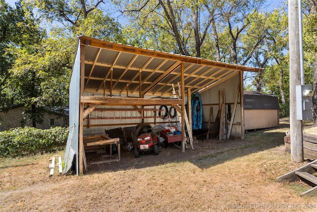 view of outdoor structure