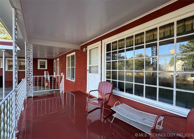 view of patio / terrace featuring covered porch