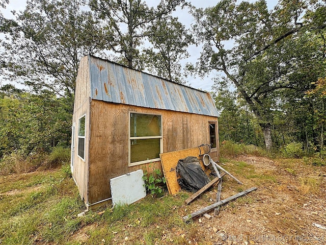 view of outdoor structure