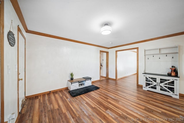 misc room featuring crown molding and hardwood / wood-style floors