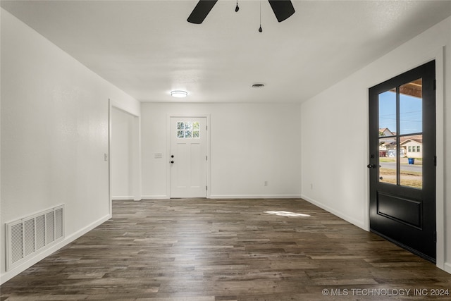 entryway featuring ceiling fan and dark hardwood / wood-style floors