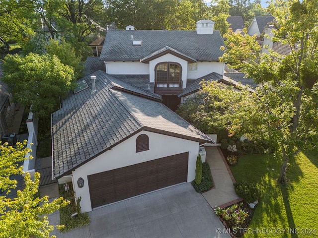 view of front of home with a garage