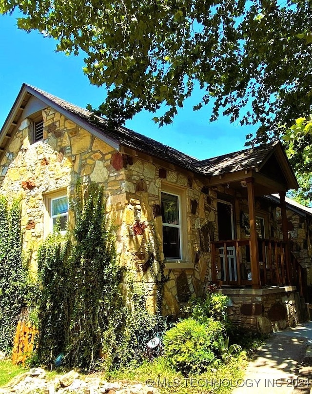 exterior space featuring a porch