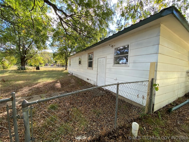 view of property exterior