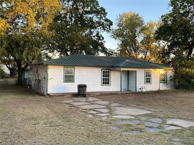 view of front of house