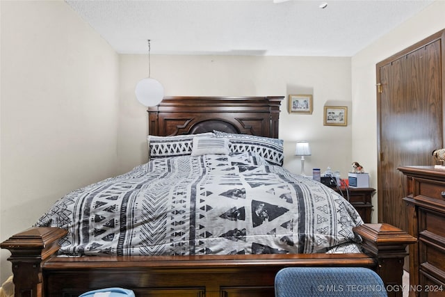 1421 S Hayes Ave, Wagoner, OK 74467 - view of bedroom