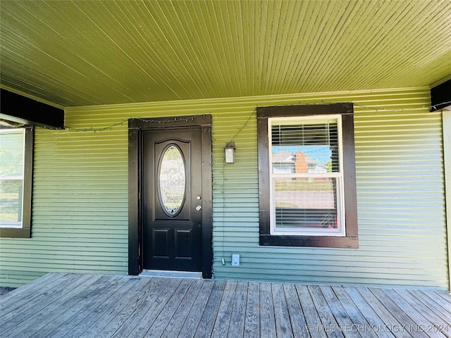 view of property entrance